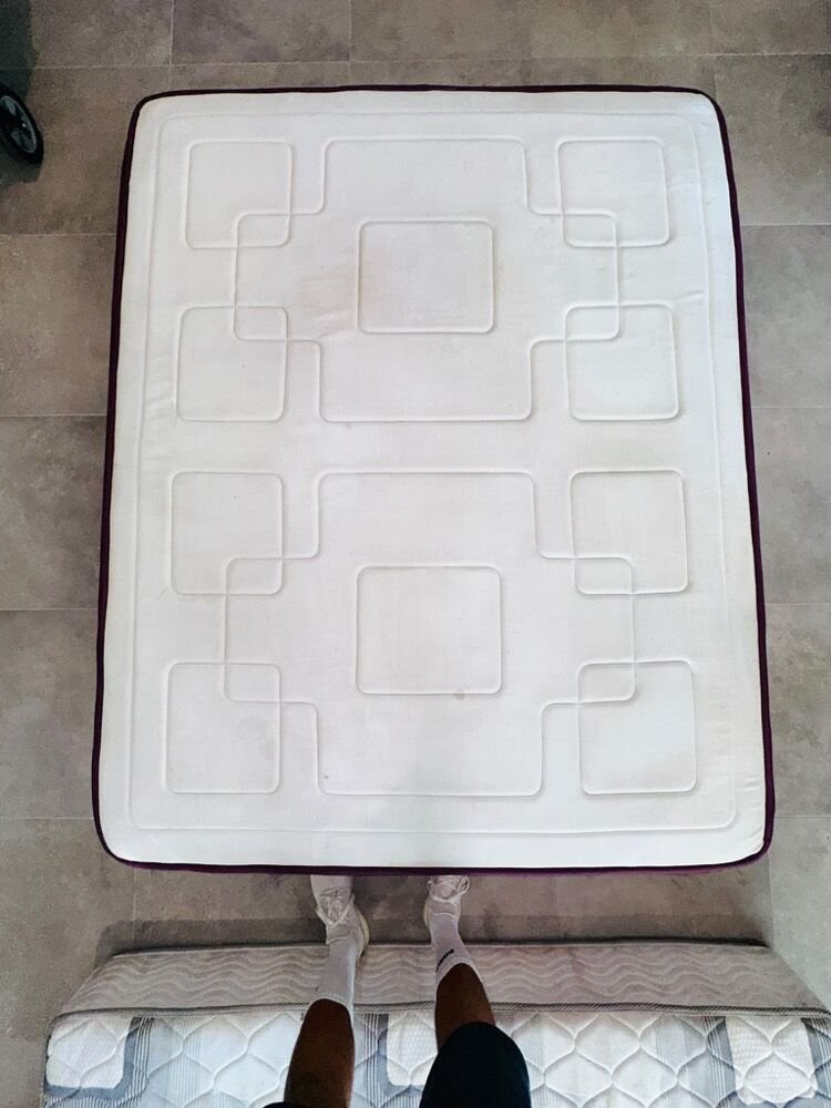 Après : Rénovation complète d’un matelas très taché